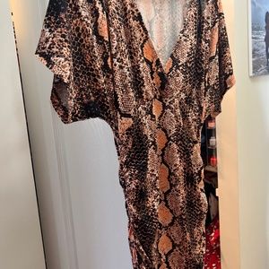 Socialite dress new size small, stretchy.